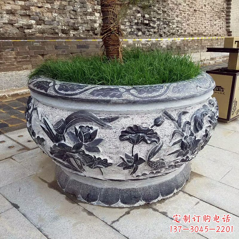 湖南青石仿古风格的花盆雕塑