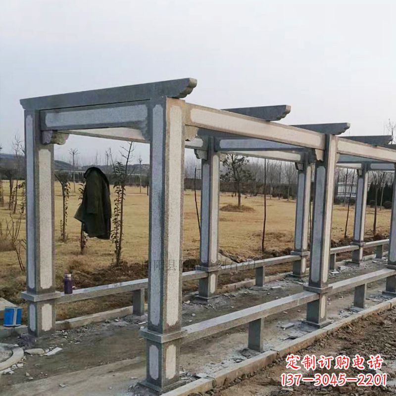 湖南青石花架雕塑是由技艺精湛的艺术家设计并制…