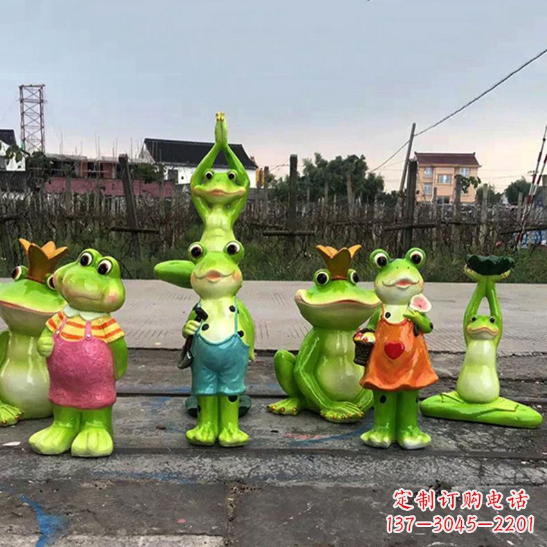 湖南精美青蛙玻璃钢卡通雕塑