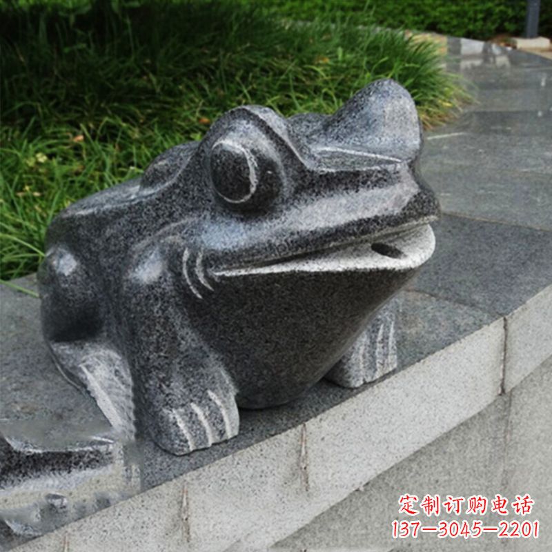 湖南活力四射的青蛙喷水雕塑