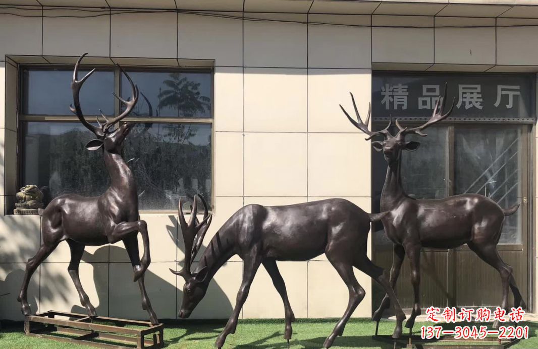 湖南群鹿铜雕塑,艺术精雕细琢
