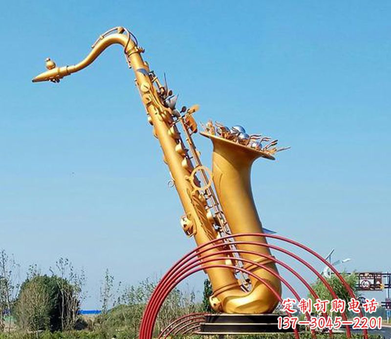 湖南萨克斯景观铜雕