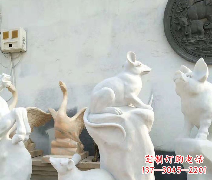 湖南独具个性的汉白玉老鼠石雕