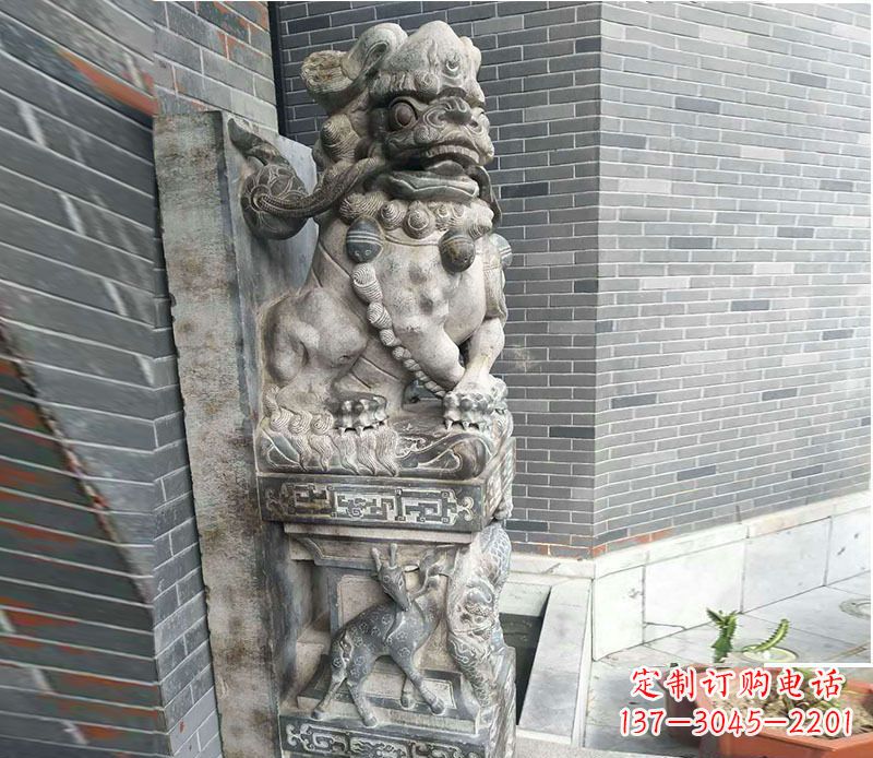 湖南中领雕塑仿古石门墩石雕