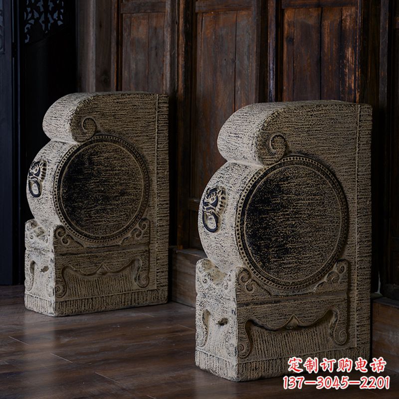 湖南风格独特的室外门墩雕塑