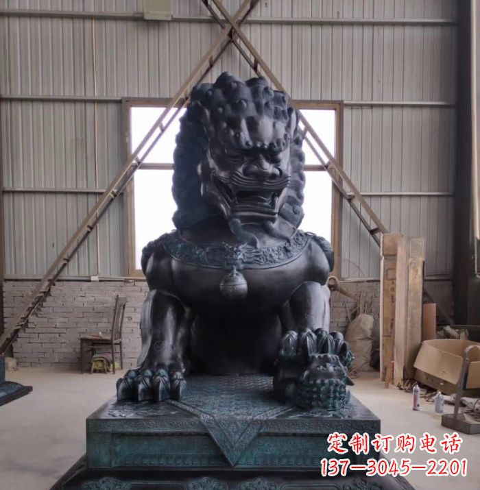 湖南狮子铜雕塑