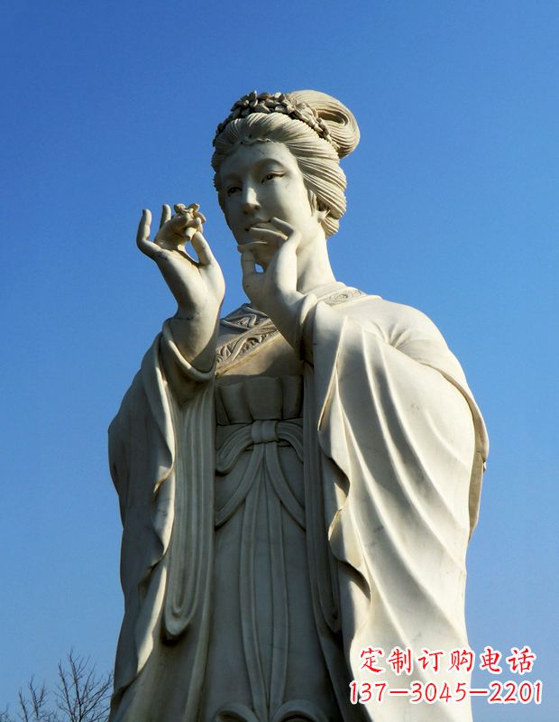 湖南精美绝伦的古代美女雕像