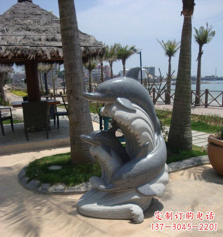 湖南海豚雕塑,让海洋之声带给你温暖