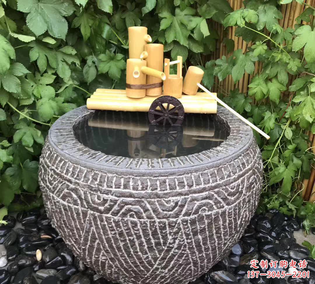 湖南异彩纷呈的水缸雕塑