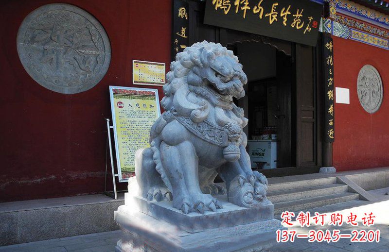 湖南石狮子寺庙门口石雕