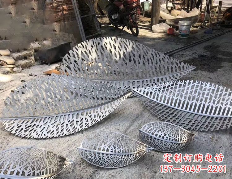 湖南树叶镂空不锈钢雕塑