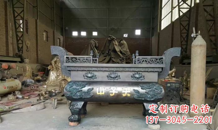湖南寺庙香炉铜雕_2