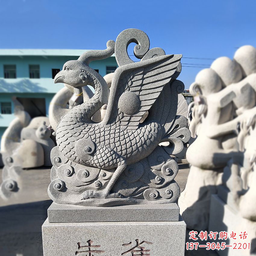 湖南天之四灵之朱雀神鸟砂岩石雕塑