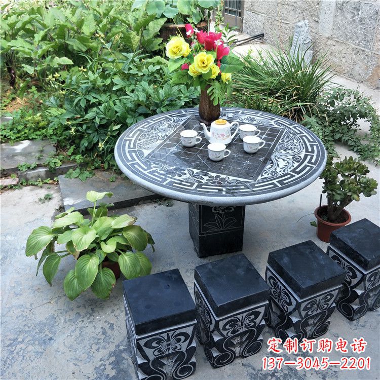 湖南庭院天然石桌凳