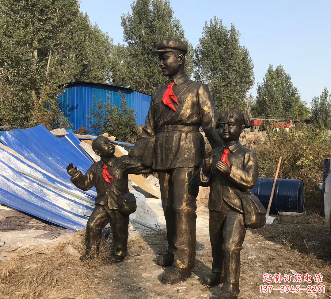 湖南铜雕校园雷锋雕塑