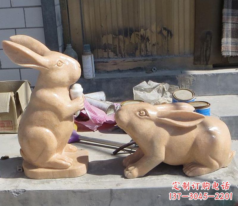 湖南兔子石雕公园动物摆件