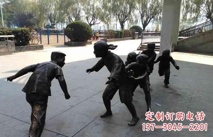 湖南玩老鹰捉小鸡的儿童铜雕222