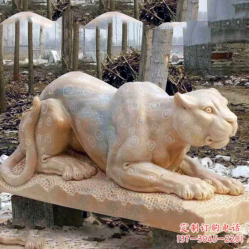 湖南晚霞红金钱豹石雕-公园园林草坪动物雕塑