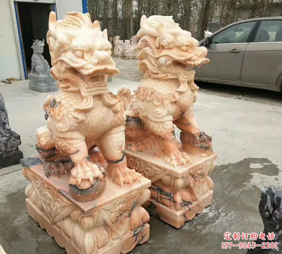 湖南晚霞红酒店麒麟门墩