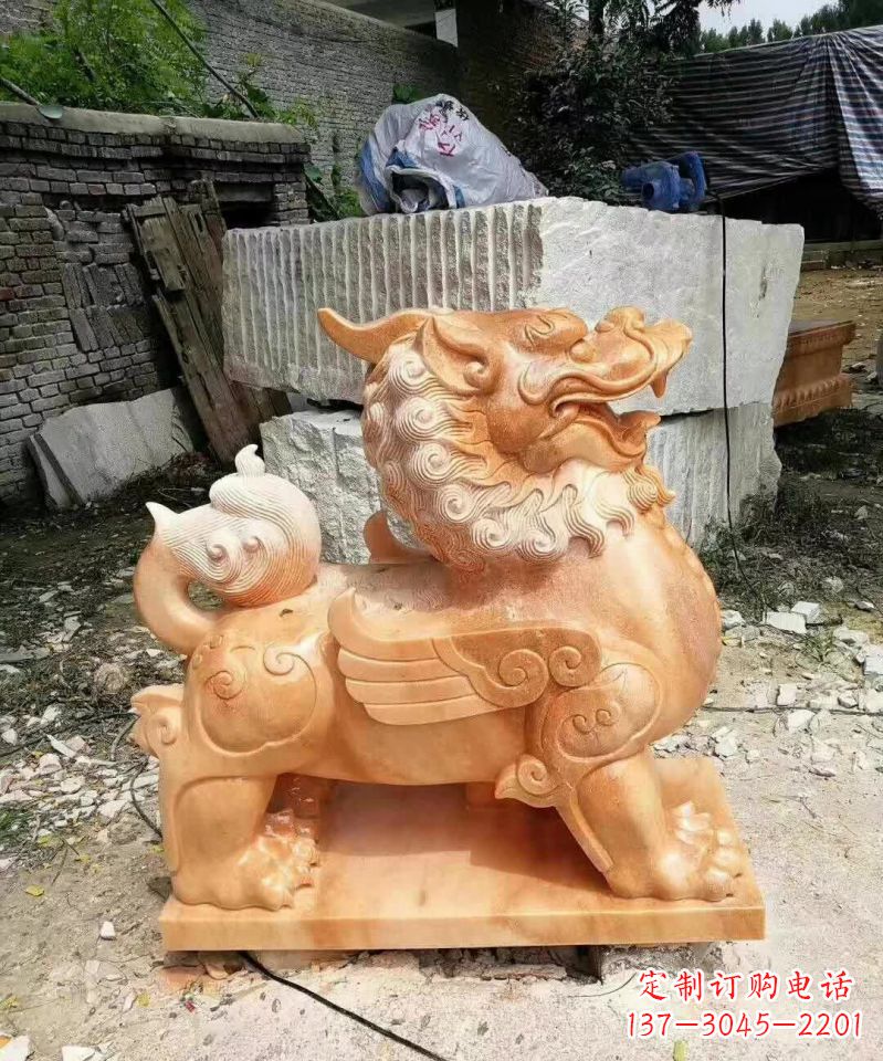 湖南晚霞红貔貅雕塑1