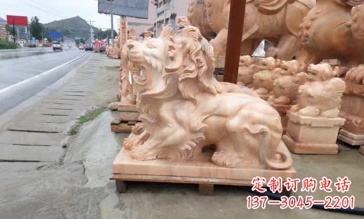 湖南晚霞红狮子雕塑