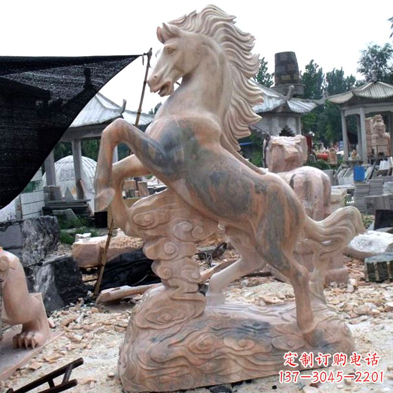 湖南晚霞红石雕马生肖动物雕塑