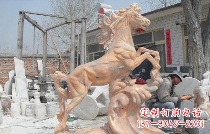 湖南晚霞红踏浪奔马石雕222