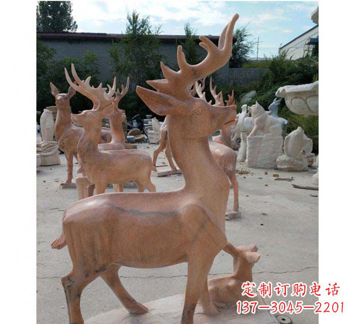 湖南晚霞红驯鹿动物公园石雕
