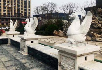 湖南中领雕塑提供最高质量的天鹅雕塑定制服务。…