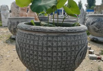 湖南荷花鱼石雕塑，精美雕塑展现浪漫情怀