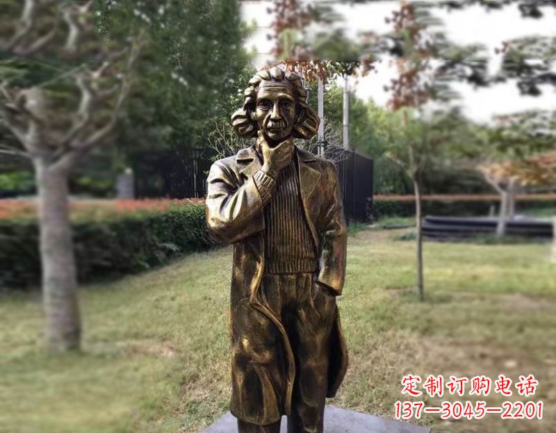 湖南西方名人爱因斯坦铜雕