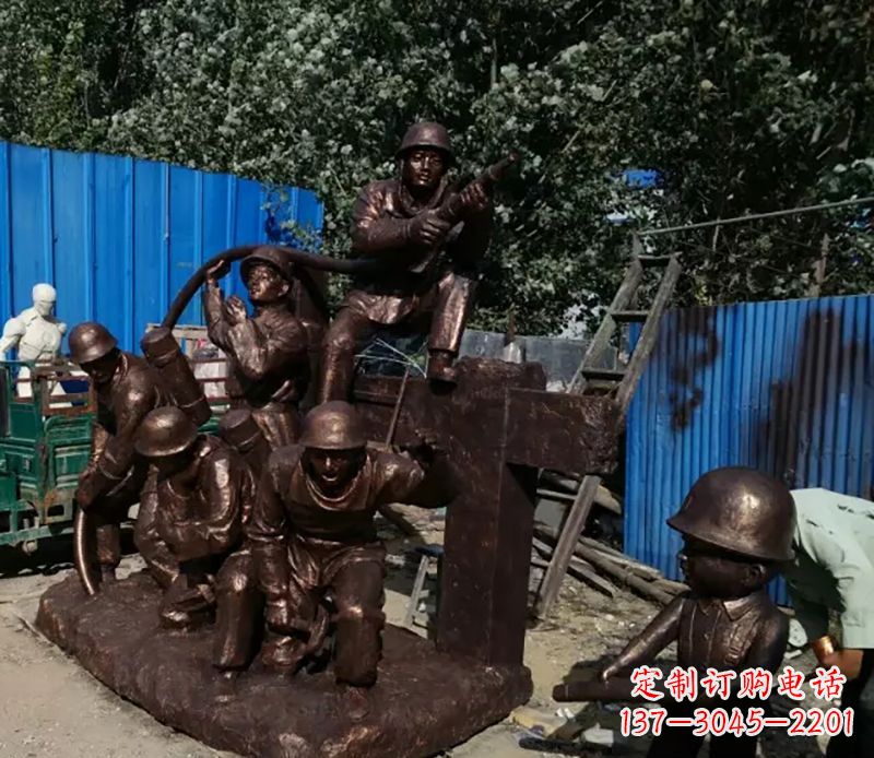 湖南消防员灭火景观雕塑