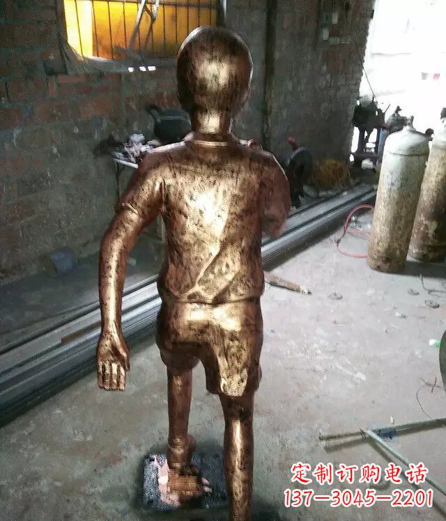 湖南小孩跑步公园人物铜雕 (2)