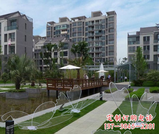 湖南小区不锈钢镂空蝴蝶雕塑