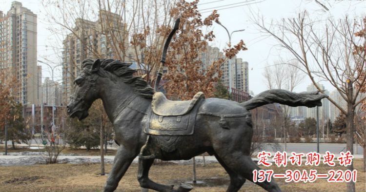 湖南小区动物奔跑的马铜雕