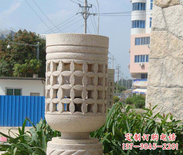 湖南小区景观镂空石灯石雕