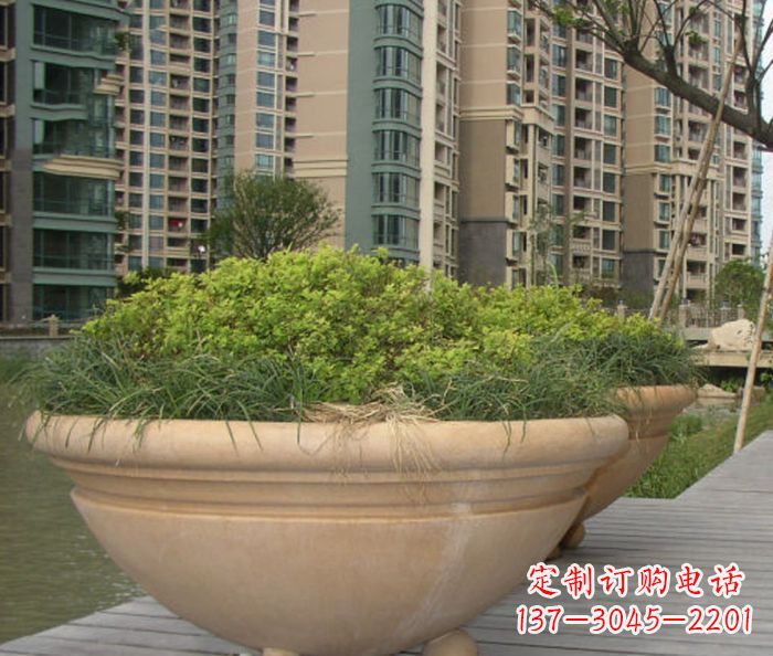 湖南小区景观晚霞红花盆石雕