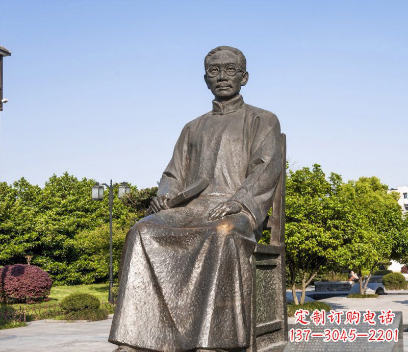 湖南校园蔡元培名人铜雕