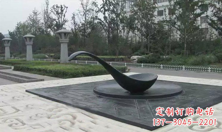 湖南校园古代指南针司南铜雕