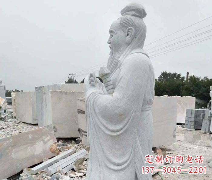 湖南校园景观孔子石雕