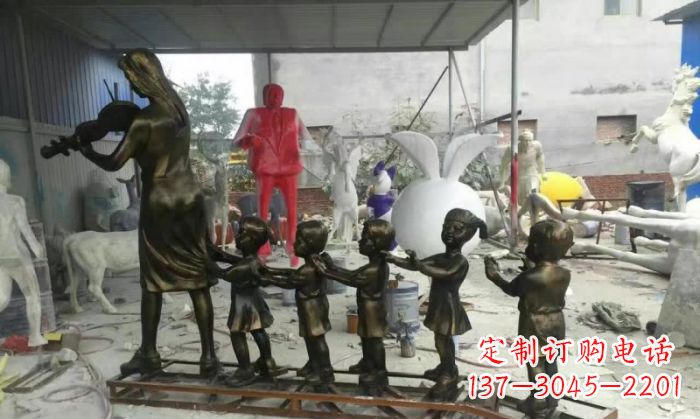 湖南校园老师和儿童铜雕