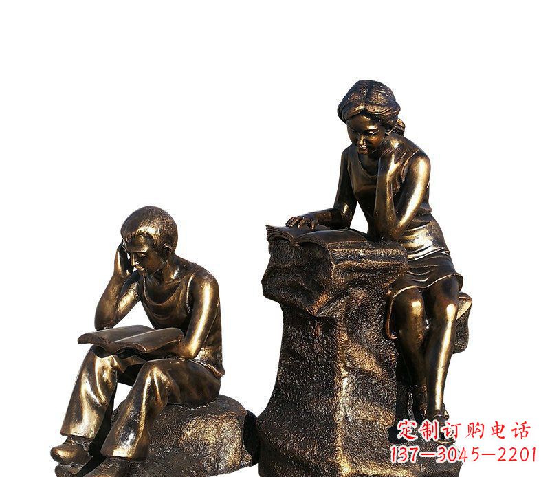 湖南校园铸铜学生看书人物雕塑