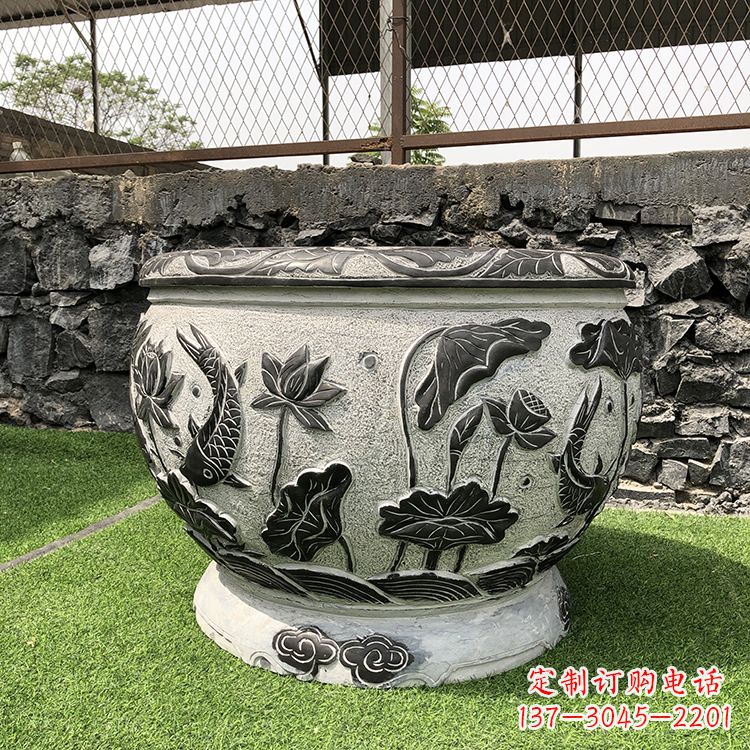 湖南鱼纹水缸石雕