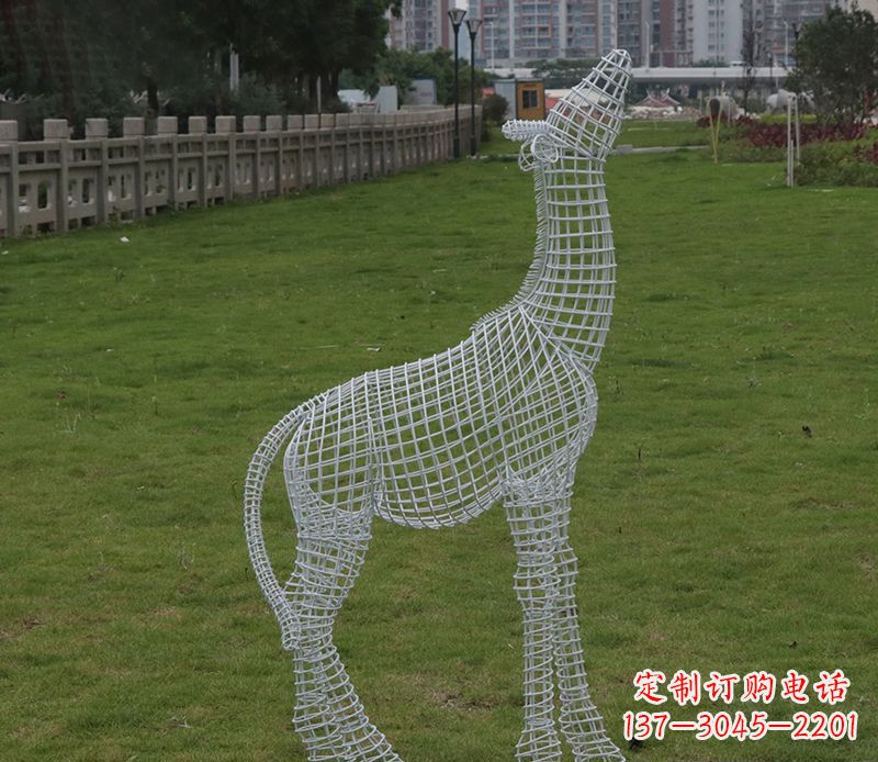 湖南园林镂空仰头麋鹿不锈钢雕塑
