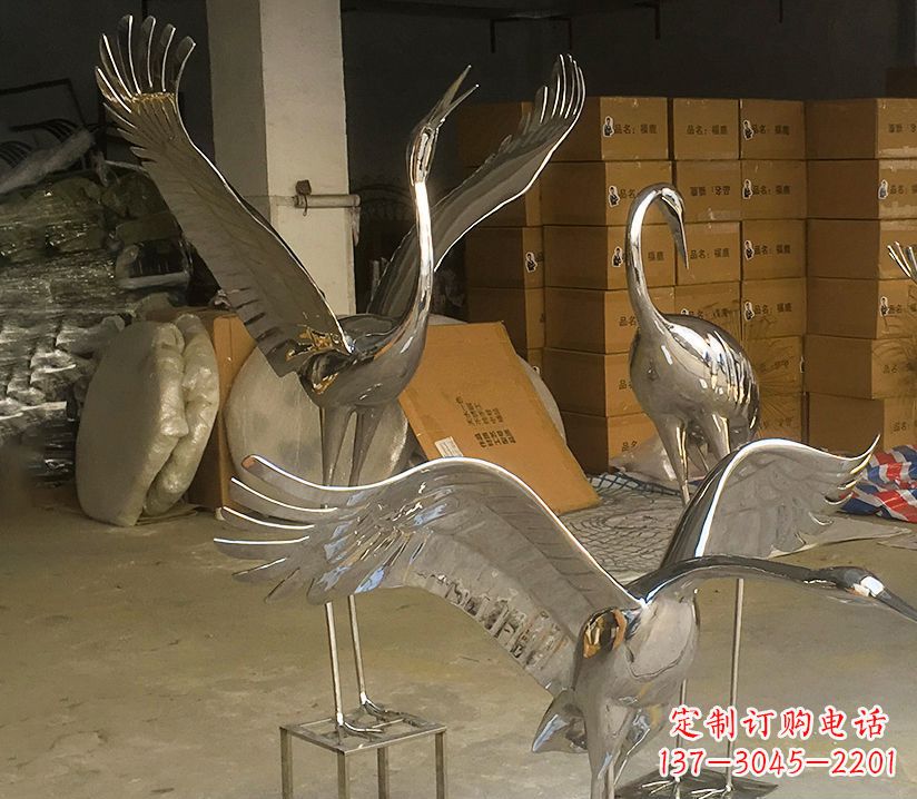 湖南园林云中仙鹤不锈钢雕塑