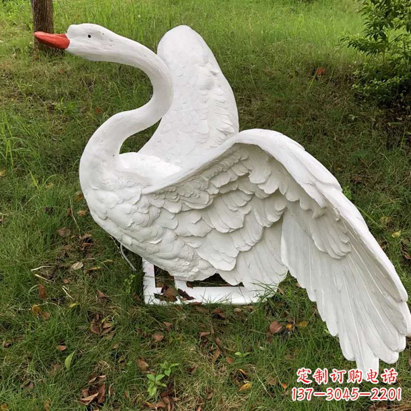 湖南展翅飞翔白天鹅仿真发光动物雕塑