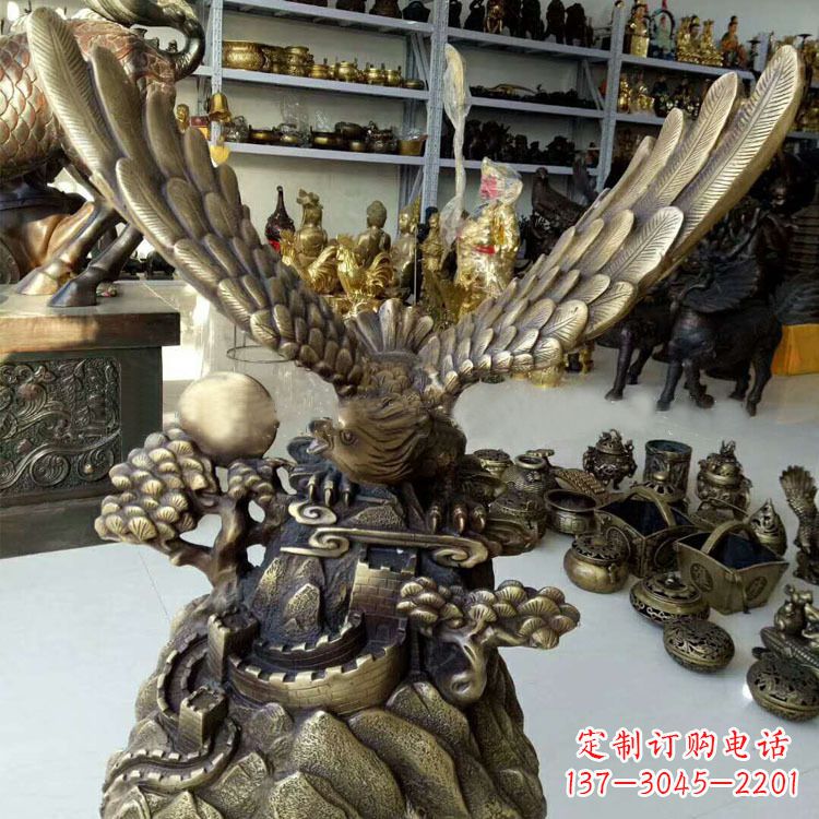 湖南铸铜老鹰雕塑