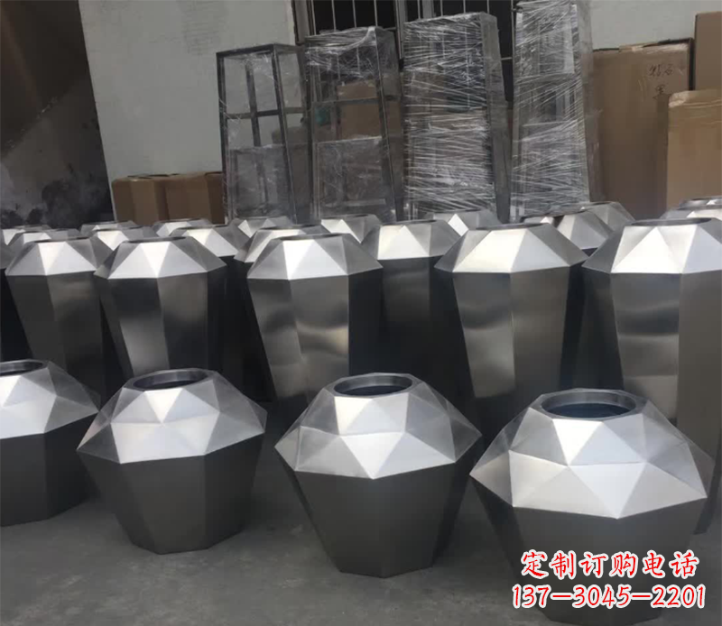 湖南不锈钢组合花盆雕塑